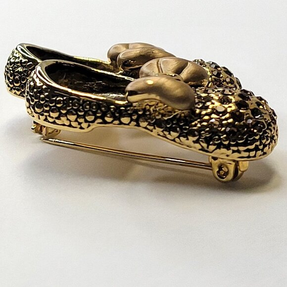 Gold Shoes Sandals Brooch - Picture 6 of 12
